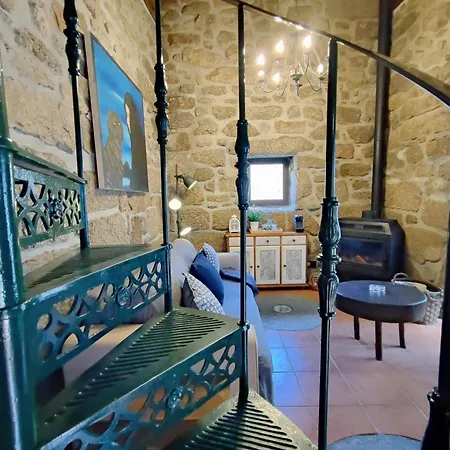 Dağ evi Moinhos Do Poco Castro Laboreiro