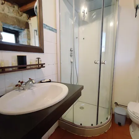 Moinhos Do Poco Castro Laboreiro