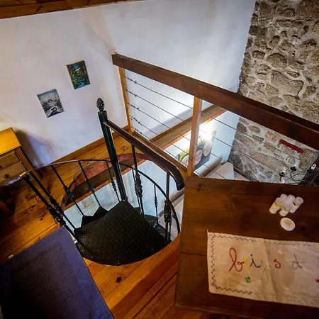 Moinhos Do Poco Castro Laboreiro