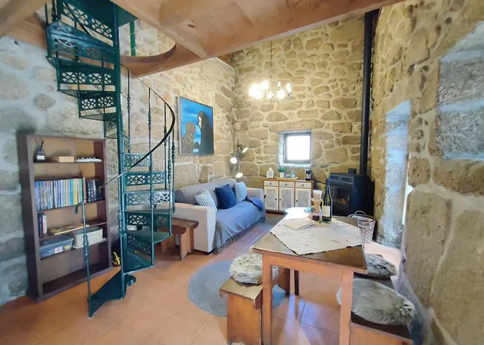 Moinhos Do Poço - Nova Gestão Chalé Castro Laboreiro