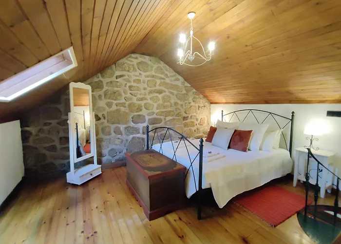 Moinhos Do Poço - Nova Gestão Chalé Castro Laboreiro