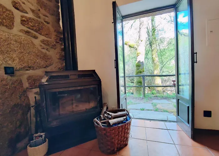 Moinhos Do Poco Castro Laboreiro