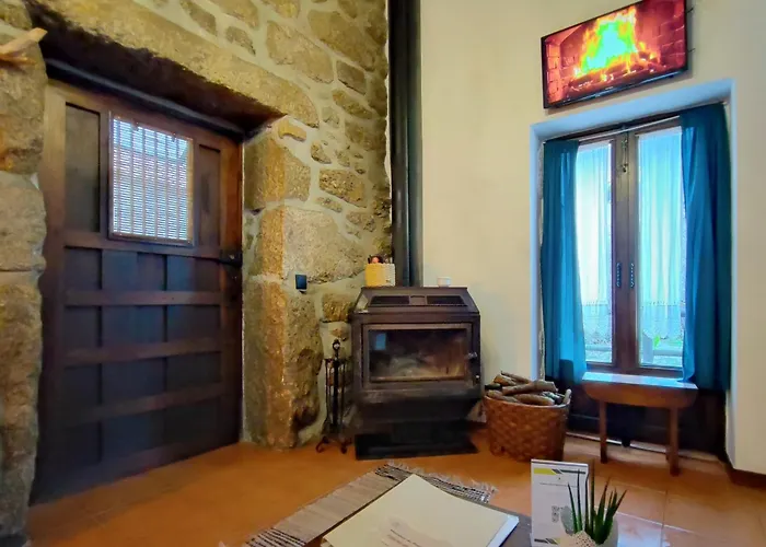 Moinhos Do Poco Castro Laboreiro