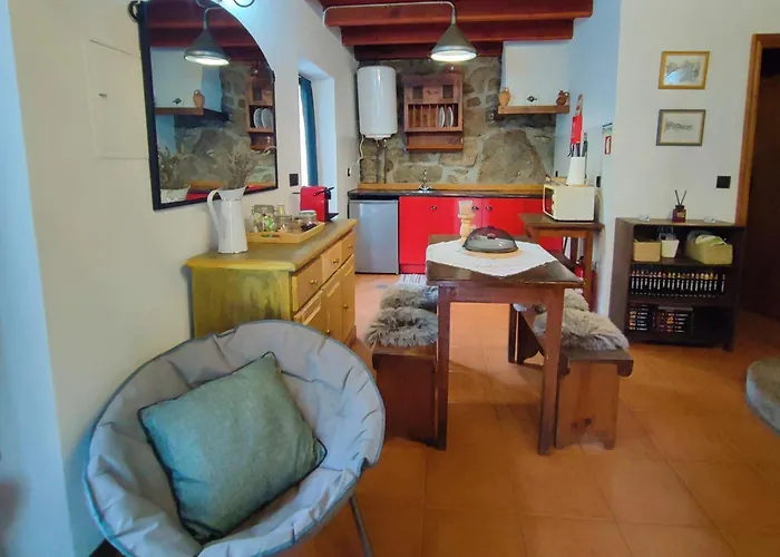 Moinhos Do Poco * Castro Laboreiro